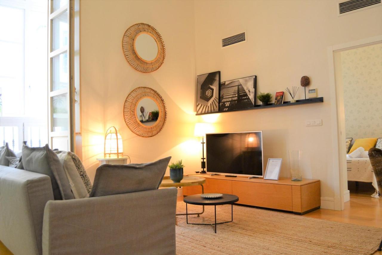 Coqueto Apartamento Junto A La Catedral De Malaga. Lägenhet Exteriör bild